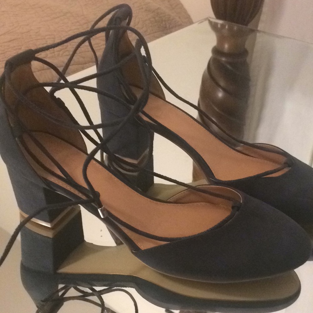 Heels | LOFT (Size 8.5)